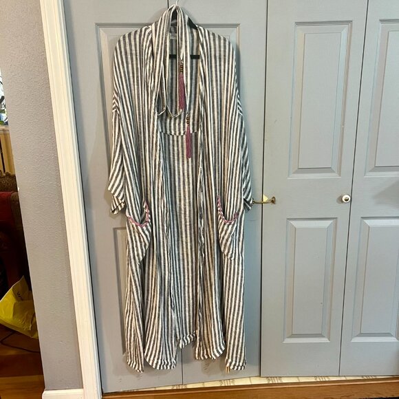 Soft Surrounding Inland Summer Robe - Picture 10 of 11